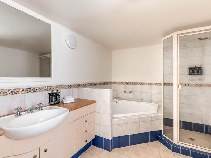Bathroom 6