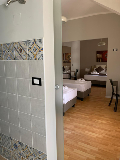 Bathroom 4