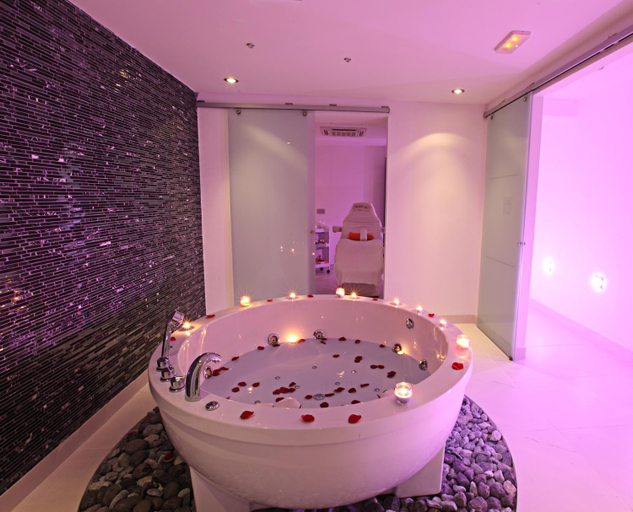 Bathroom 4, Dome Beach Hotel & Resort