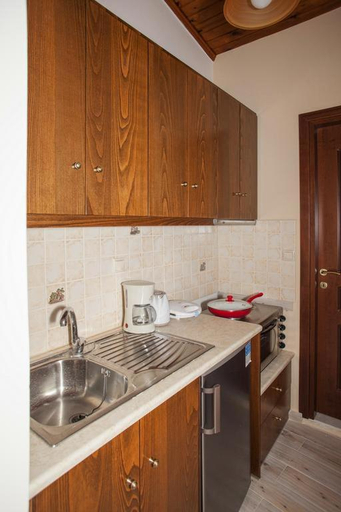 Others 4, Argyro House I, Crete