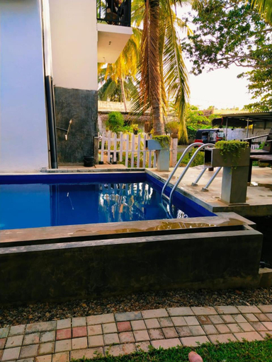 Others 4, Petit Guest House, Negombo