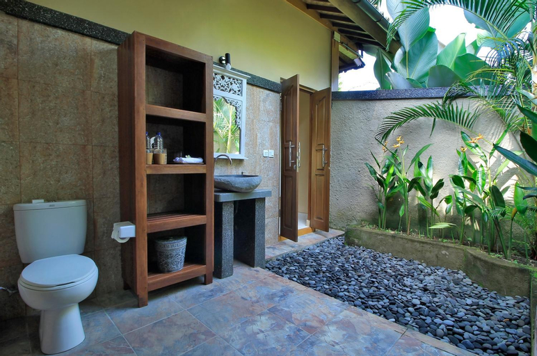 Bathroom 6
