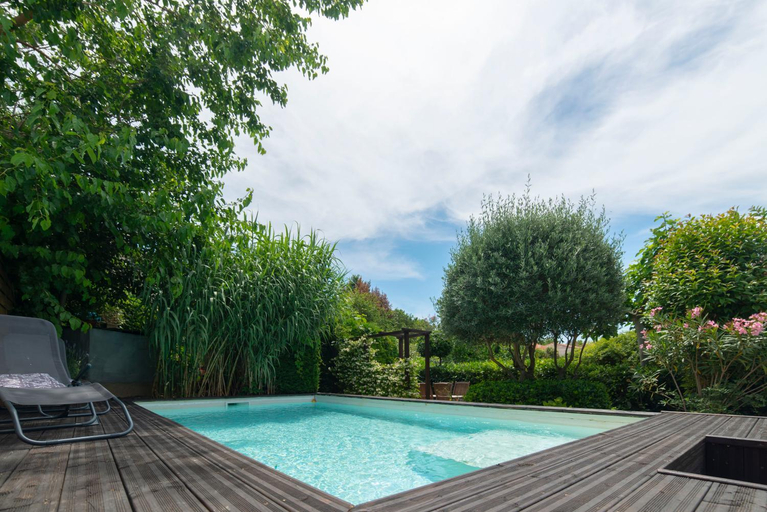 Sport & Beauty 5, Hibiscus House, Aude