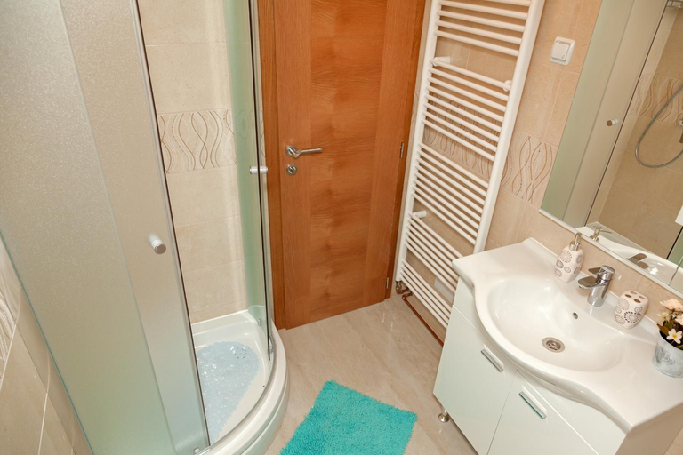 Bathroom 2, Apartment Lena, Plitvička Jezera