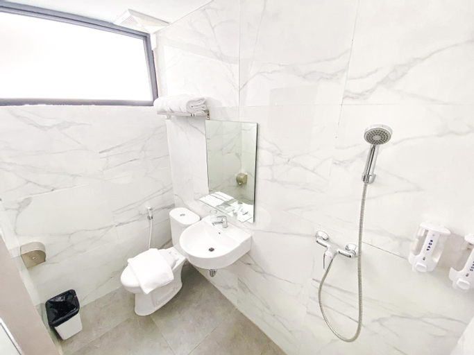 Bathroom 3