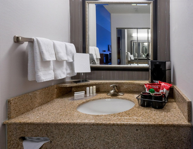 Bathroom 7
