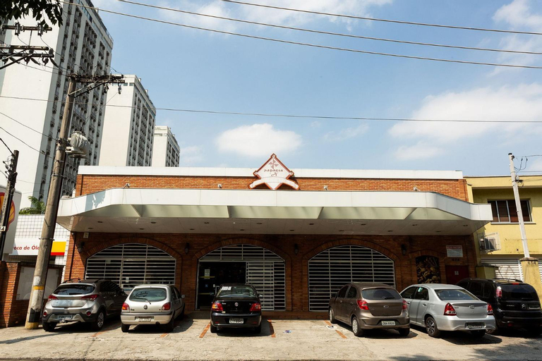 Apartamento com 2 Quartos em Alto de Pinheiros, São Paulo