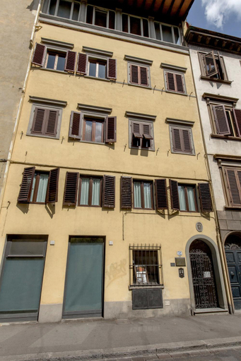 Others 3, Friends Of Florence, Florence