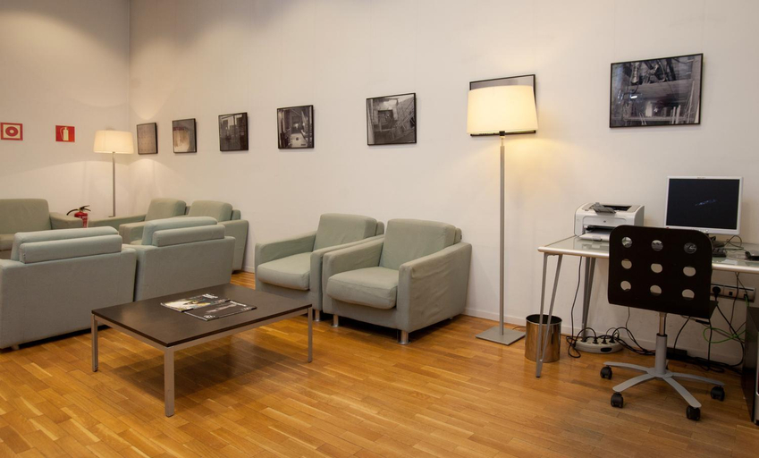 Others 4, Onix Rambla, Barcelona