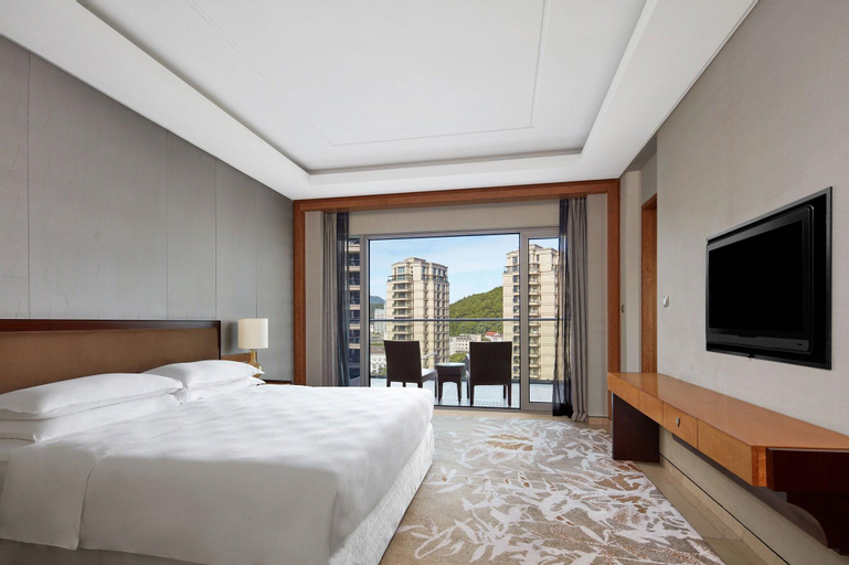 Bedroom 15
