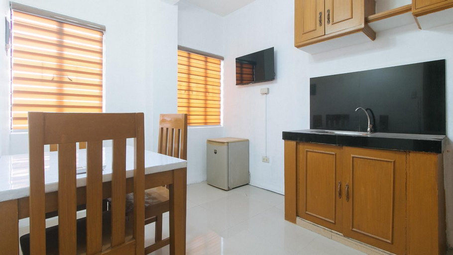 Dining Room 9