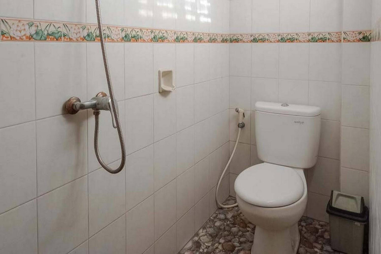 Bathroom 8