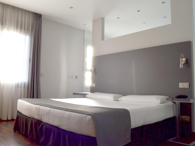 Bedroom 2, UVE Alcobendas, Madrid