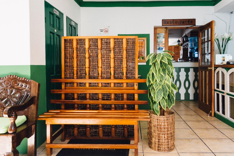 Public Area, Hotel Casa Amelia, Flores