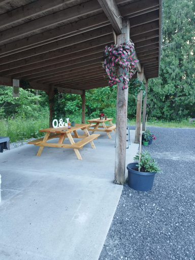 Exterior & Views 3, Beautiful Maple ridge farm cabin unit A, Greater Vancouver