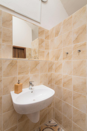 Bathroom, Easy Housing, Praha 2