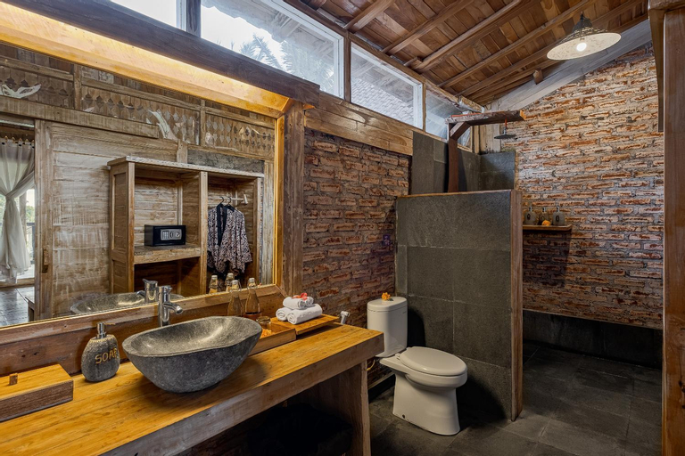 Bathroom 6