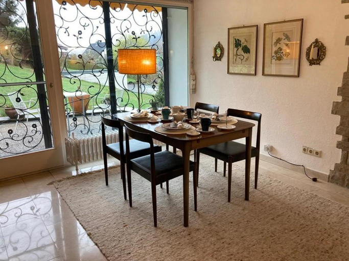 Others 5, Privates Zimmer & Bad in 73432 Aalen, Ostalbkreis