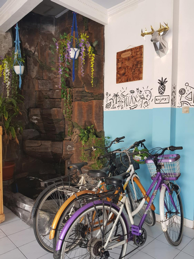 Exterior & Views 1, Glory Homestay, Yogyakarta