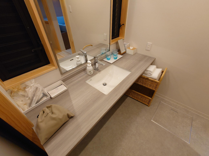 Bathroom 4, Villa Otogibanashi, Kihoku