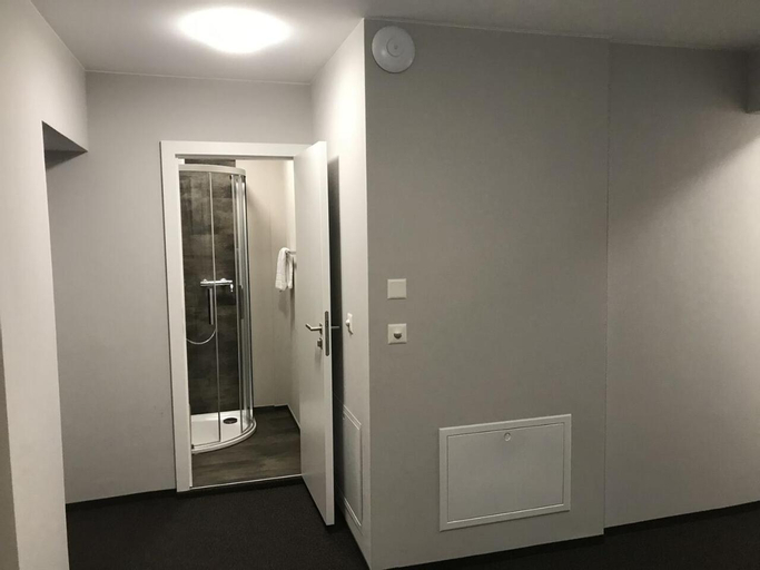 Bedroom 3, Wolke 4 Guesthouse, Büren