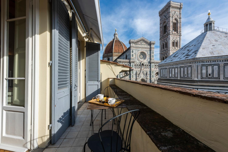 Casa Barontini, Florence