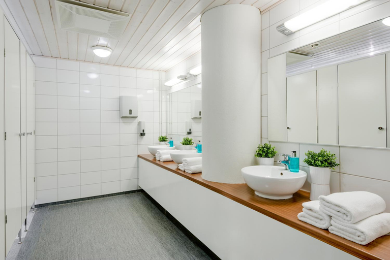 Bathroom 3, Dream Hostel Tampere, Pirkanmaa