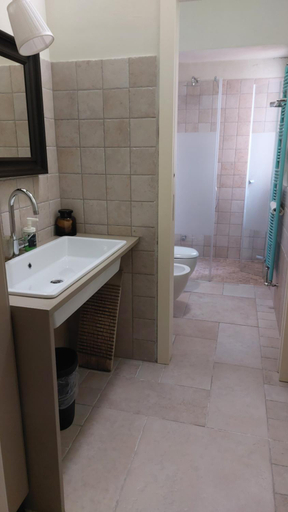 Bathroom 3, Casa di LU Centrale, Matera