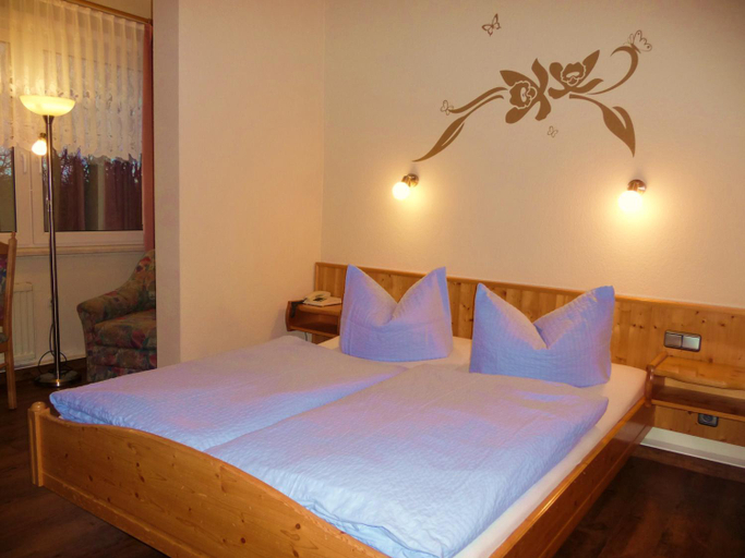 Bedroom 2, Pension Haus Flora, Schmalkalden-Meiningen