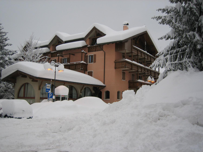 Exterior view, RESIDENCE SERRADA, Trento