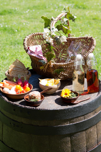 Food & Drinks 3, Chateau de Bois Charmant, Charente-Maritime