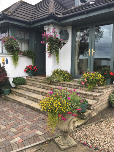 Others 5, Auchenlea bed and breakfast, Glasgow