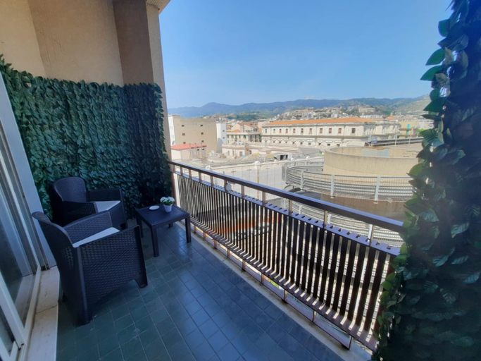 Others 5, U Baruni B&B, Messina