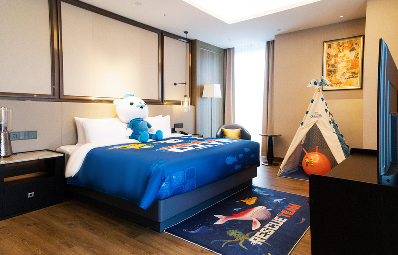 Bedroom 8