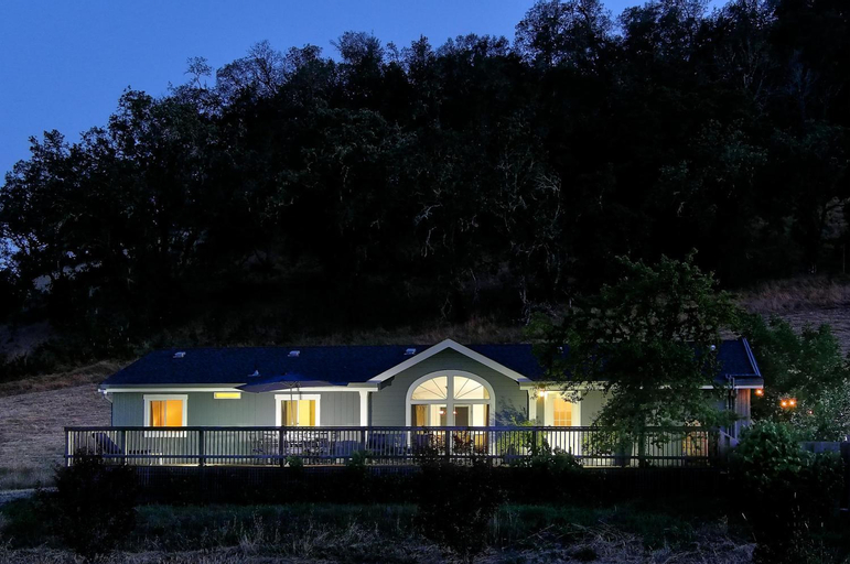 Calistoga Vineyard Getaway, Sonoma