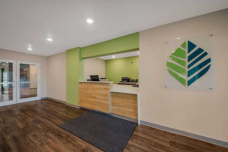 Public Area 3, WoodSpring Suites Wesley Chapel-Tampa, Pasco