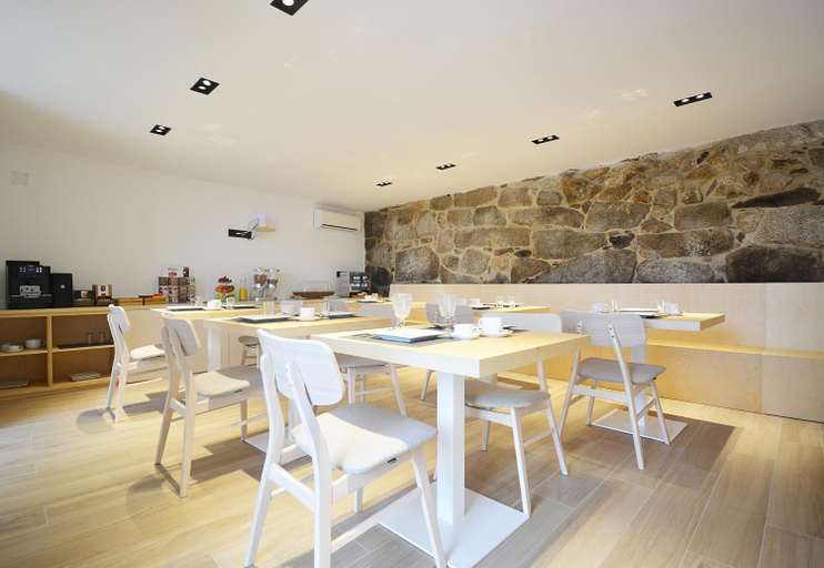 Food & Drinks, VILLA LAREDO ***, Pontevedra