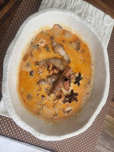 Food & Drinks 15