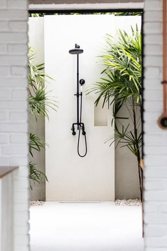 Bathroom 4, Miss Ceylon, Habaraduwa