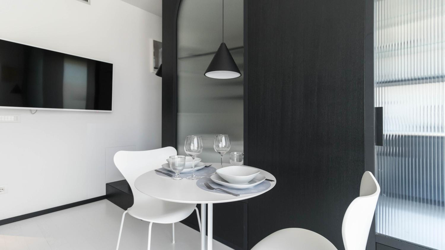 Dining Room 4