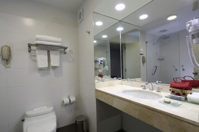 Bathroom 5, Casa Andina Premium Piura, Piura