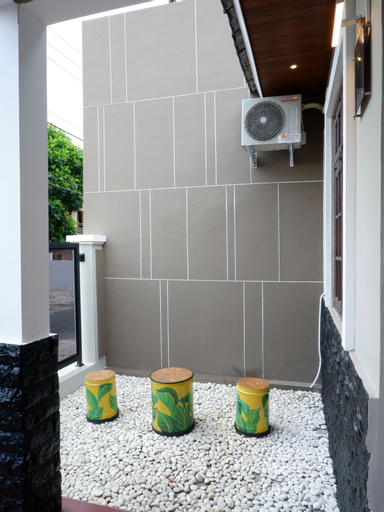 Exterior & Views 5, Singgah Tentrem Homestay Yogyakarta, Sleman