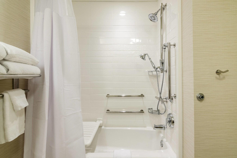Bathroom 4