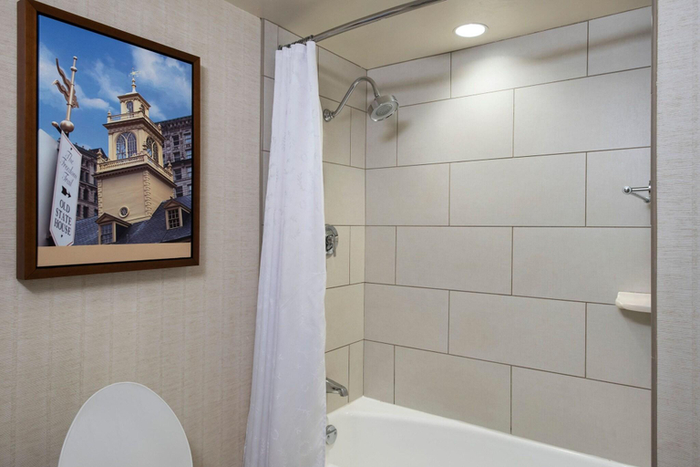 Bathroom 17