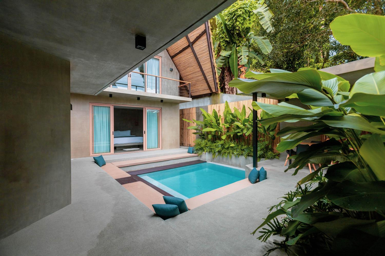 Swimming Pool 8