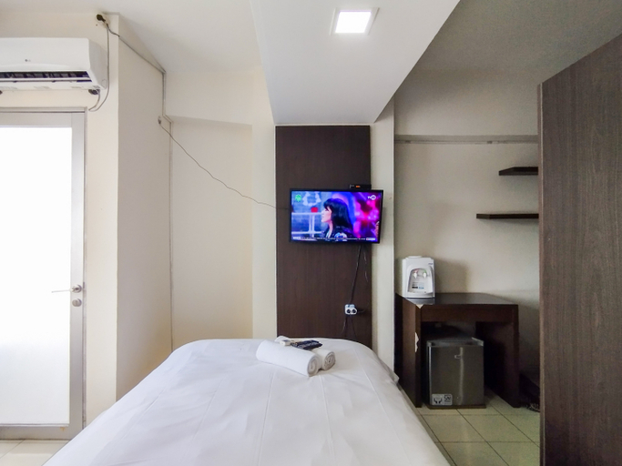 Bedroom 3, Modern Studio Design at Harvard Jatinangor Apartment By Travelio, Sumedang