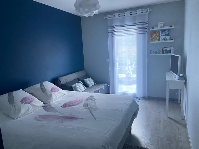 Others 4, La halte chambre chez l habitant, Vienne