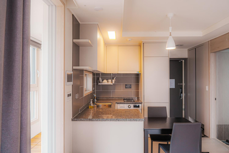 Dining Room 11