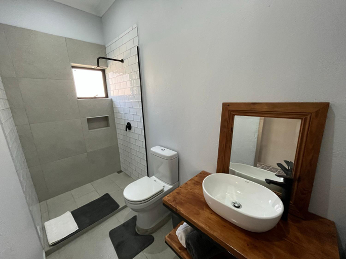 Bathroom 3, Casa Bravo - Wanderlust, City of Tshwane
