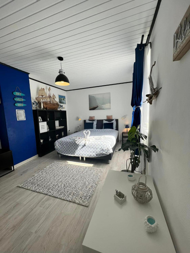 Others 4, Le Clos fleuri, Luxembourg